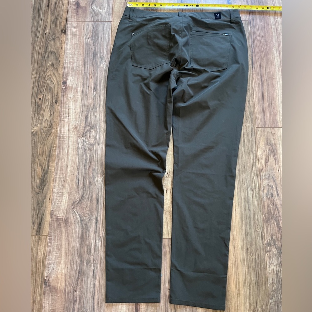 Vuori Meta Pant Athletic Slim Fit – Men’s 38x32 – Dark Oregano – NWOT - Picture 5 of 14